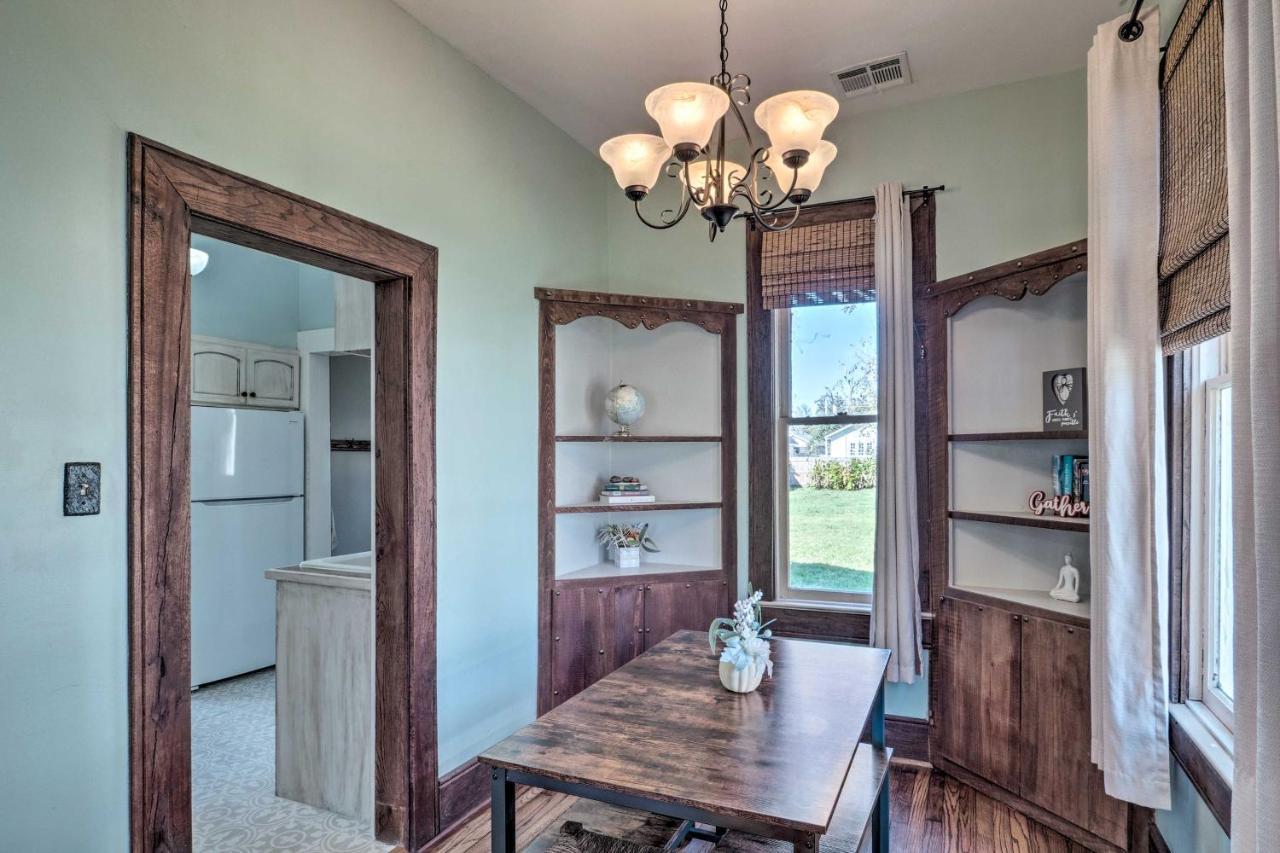 Lake Charles Cottage With Fireplace And Yard! מראה חיצוני תמונה